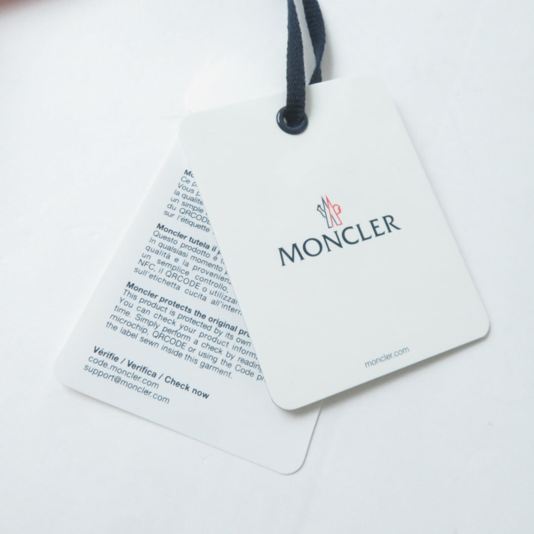 Pristine MONCLER 尼龙夹克 ALEXANDRITE 带帽，饰有品牌标志贴片，拉链开合，橙色尼龙材质，女款2