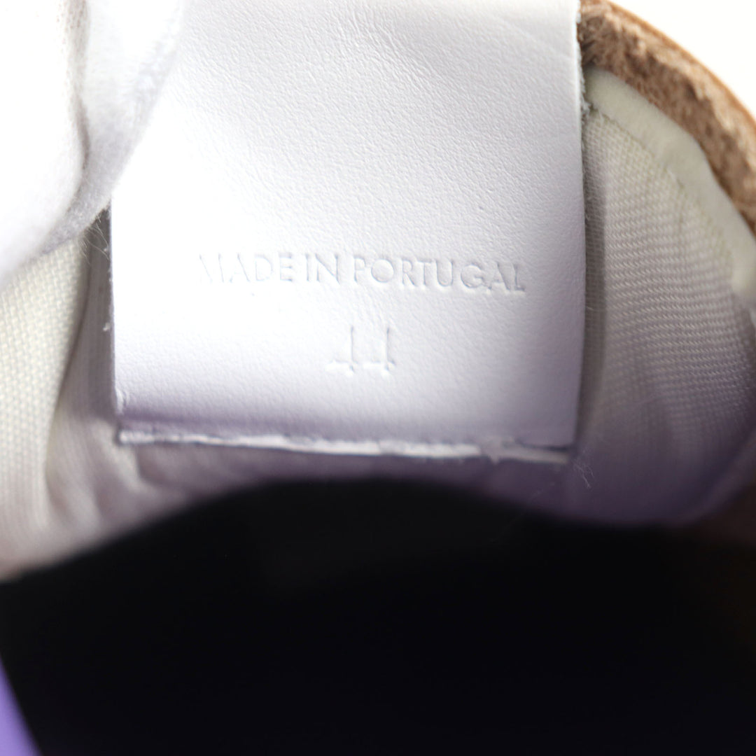 全新 JIL SANDER 低帮运动鞋，带品牌标志，白色/紫色皮革，男款 44 码