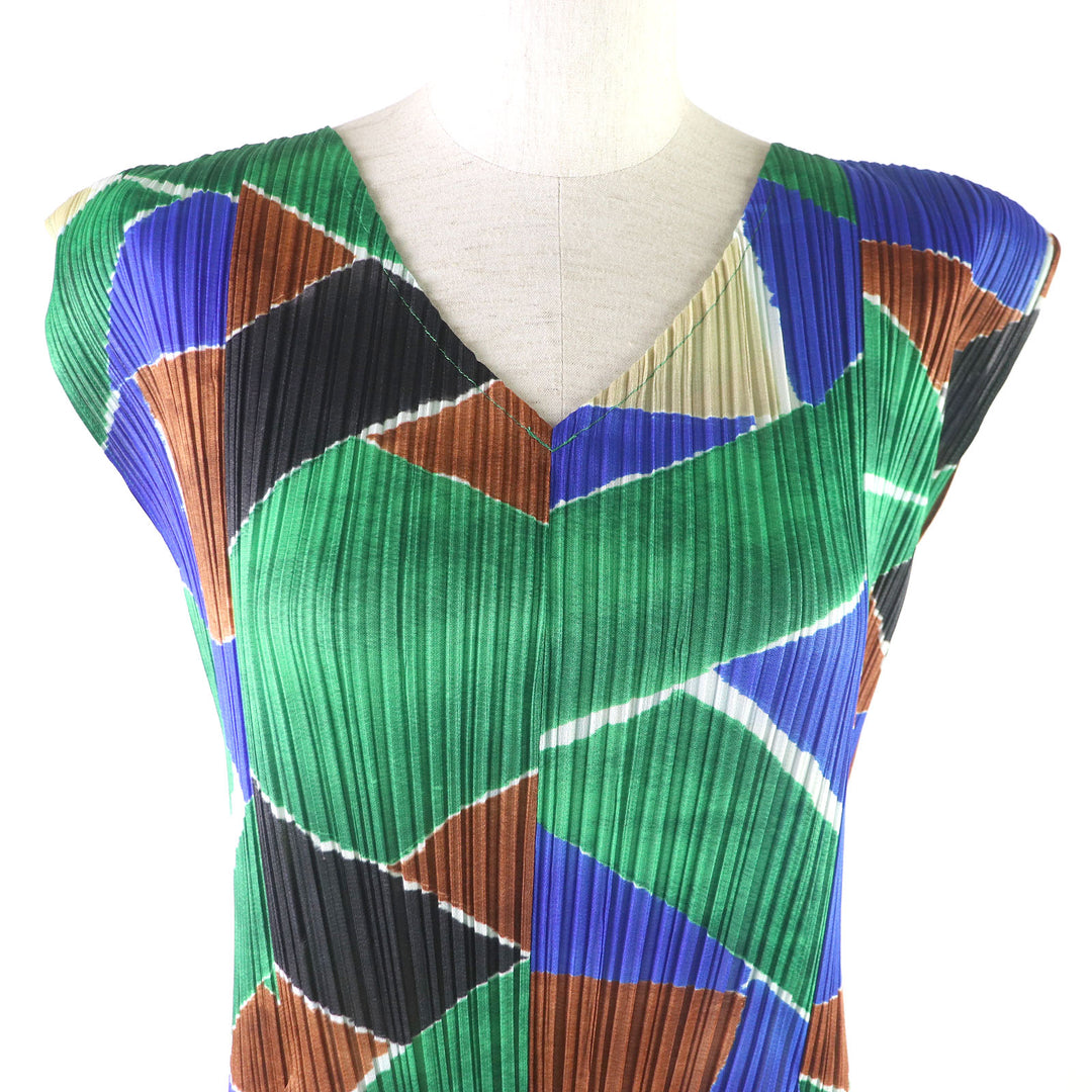 Discounted Pristine PLEATS PLEASE one piece All-over print Slit neck Sleeveless 2