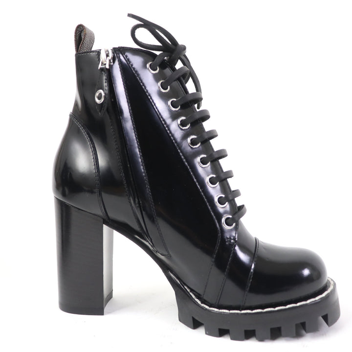 Discounted Great LOUIS VUITTON short boots Lace-up ankle boots Patent leather Women 36