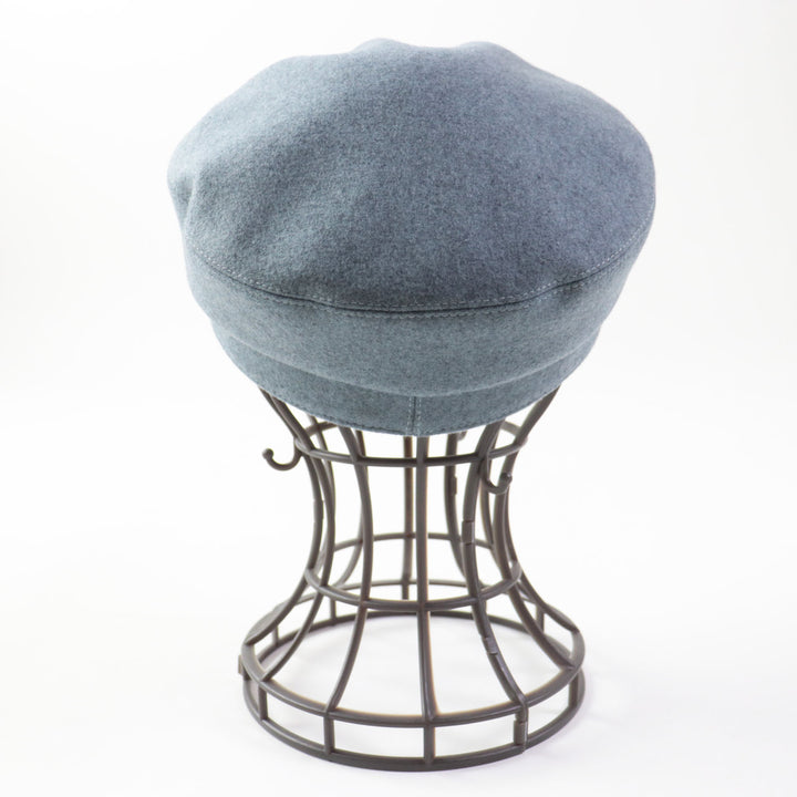 Discounted Pristine HERMES Casquette Dauville With serie buttons blue cashmere Women 57