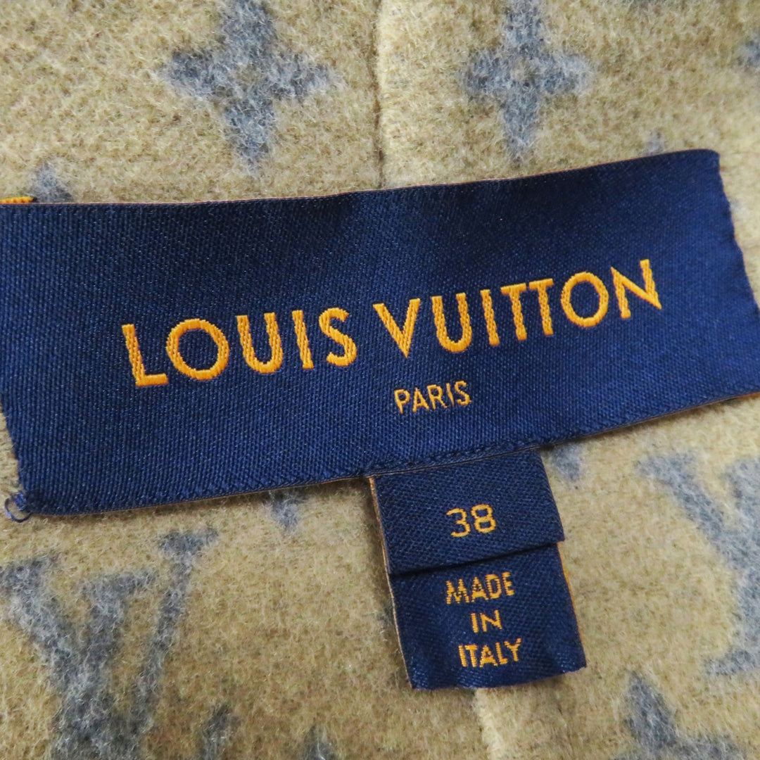 Discounted Great LOUIS VUITTON coat Leather piping, Monogram lining, Belted wrap Women 38
