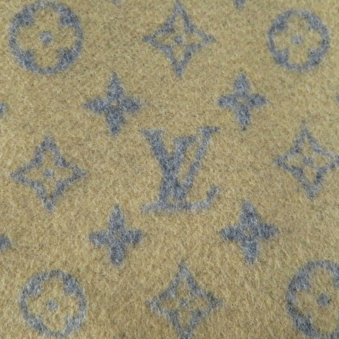 Discounted Great LOUIS VUITTON coat Leather piping, Monogram lining, Belted wrap Women 38