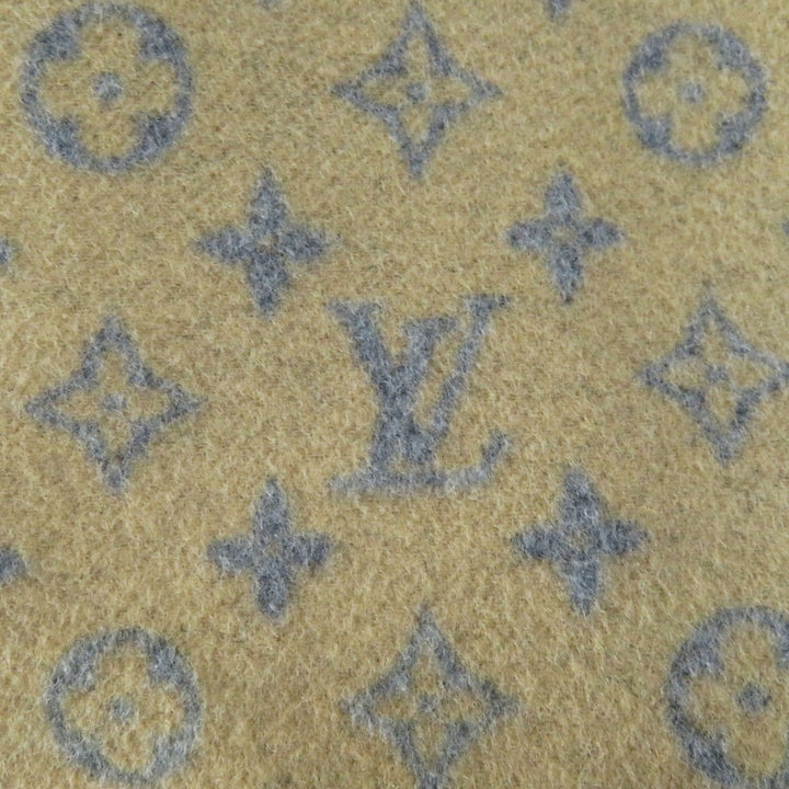 Discounted Great LOUIS VUITTON coat Leather piping, Monogram lining, Belted wrap Women 38