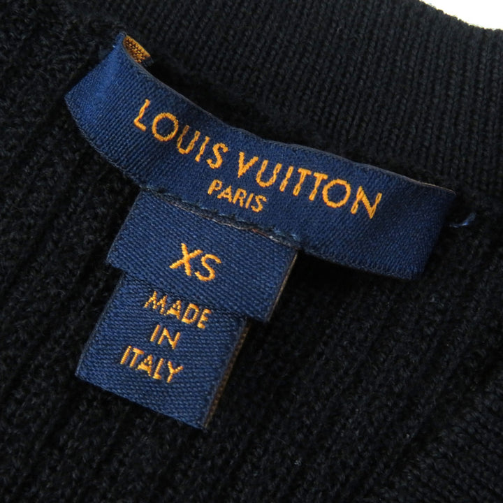 Discounted Great LOUIS VUITTON one piece Sleeveless knit with logo buttons, silk inserts