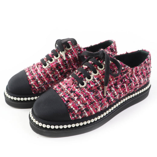 Discounted Excellent CHANEL Low cut sneakers with sequins and F pearls Pink black Women 35