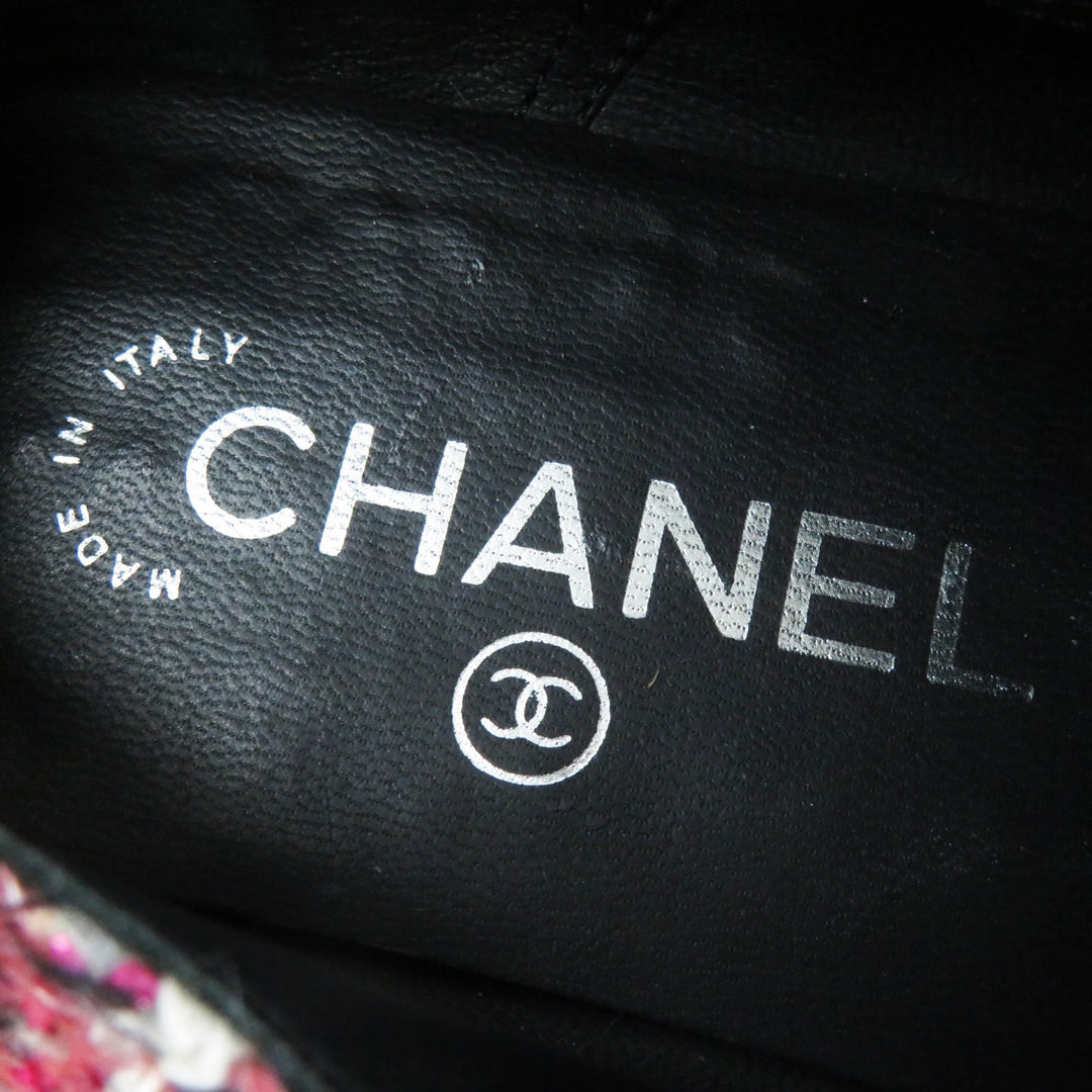 Discounted Excellent CHANEL Low cut sneakers with sequins and F pearls Pink black Women 35