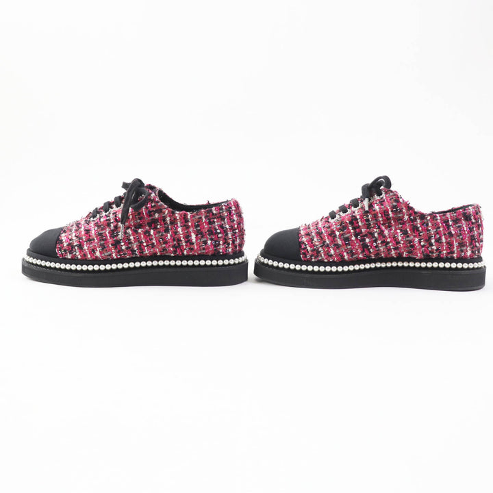 Discounted Excellent CHANEL Low cut sneakers with sequins and F pearls Pink black Women 35