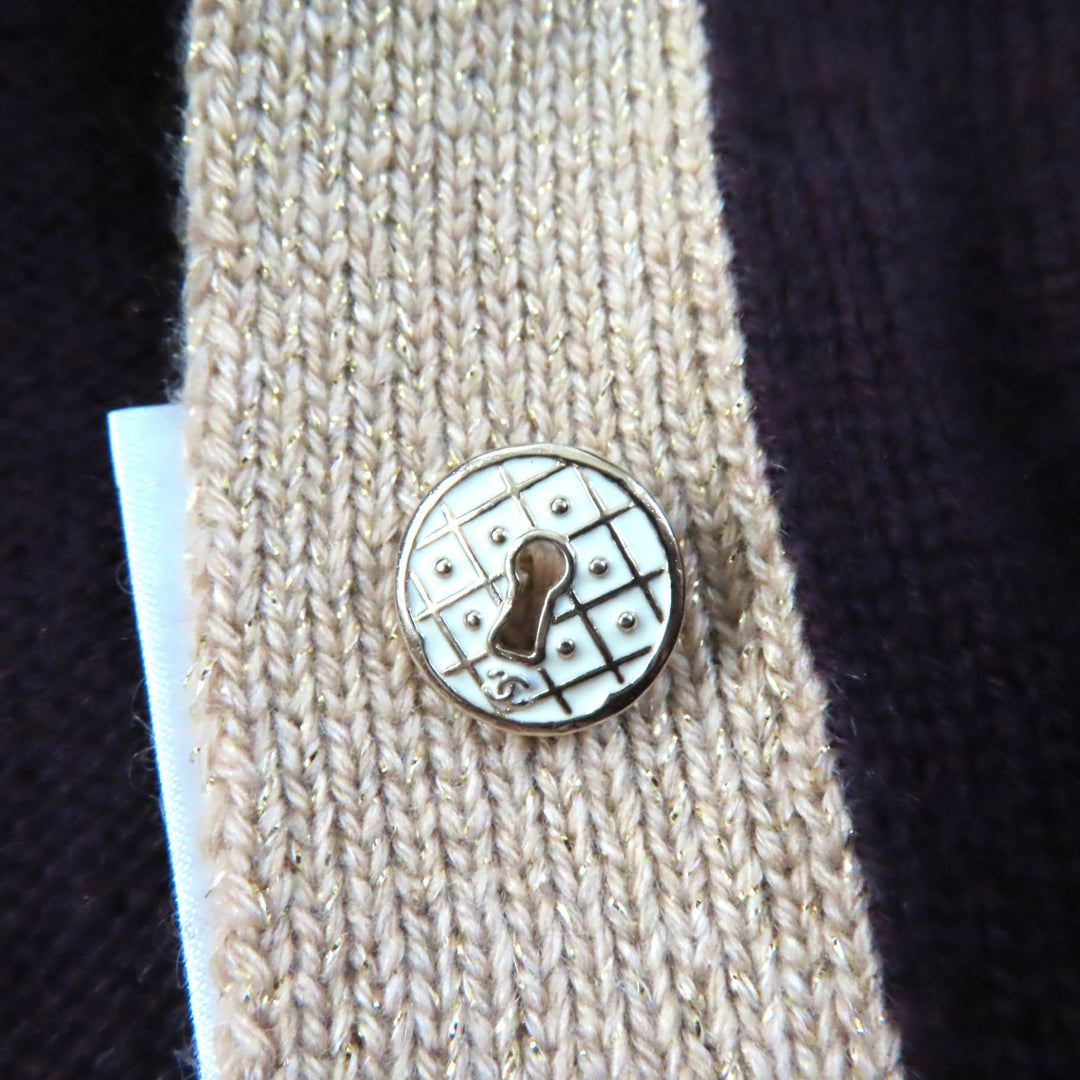 Discounted Pristine CHANEL cardigan With keyhole button PLUM cashmere Women 38 17A P57065