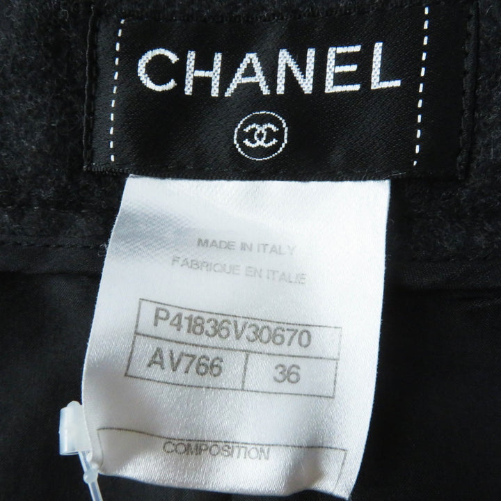 Excellent CHANEL skirt COCO Mark with metal buttons Dark gray 36 11A P41836