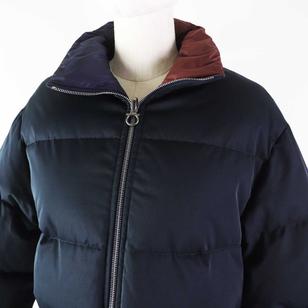 Great Salvatore Ferragamo down coat Reversible Navy/Multi Women 38