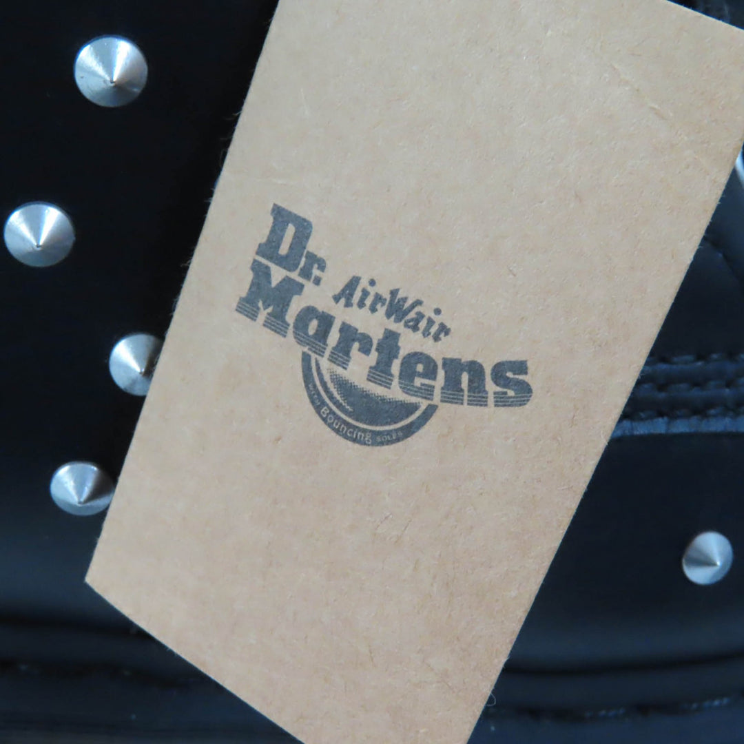 Discounted Pristine Dr.Martens short boots 1460 STUD 8-hole Black Silver leather 27040001