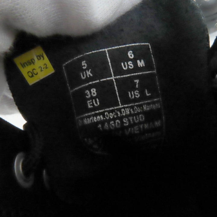 Discounted Pristine Dr.Martens short boots 1460 STUD 8-hole Black Silver leather 27040001