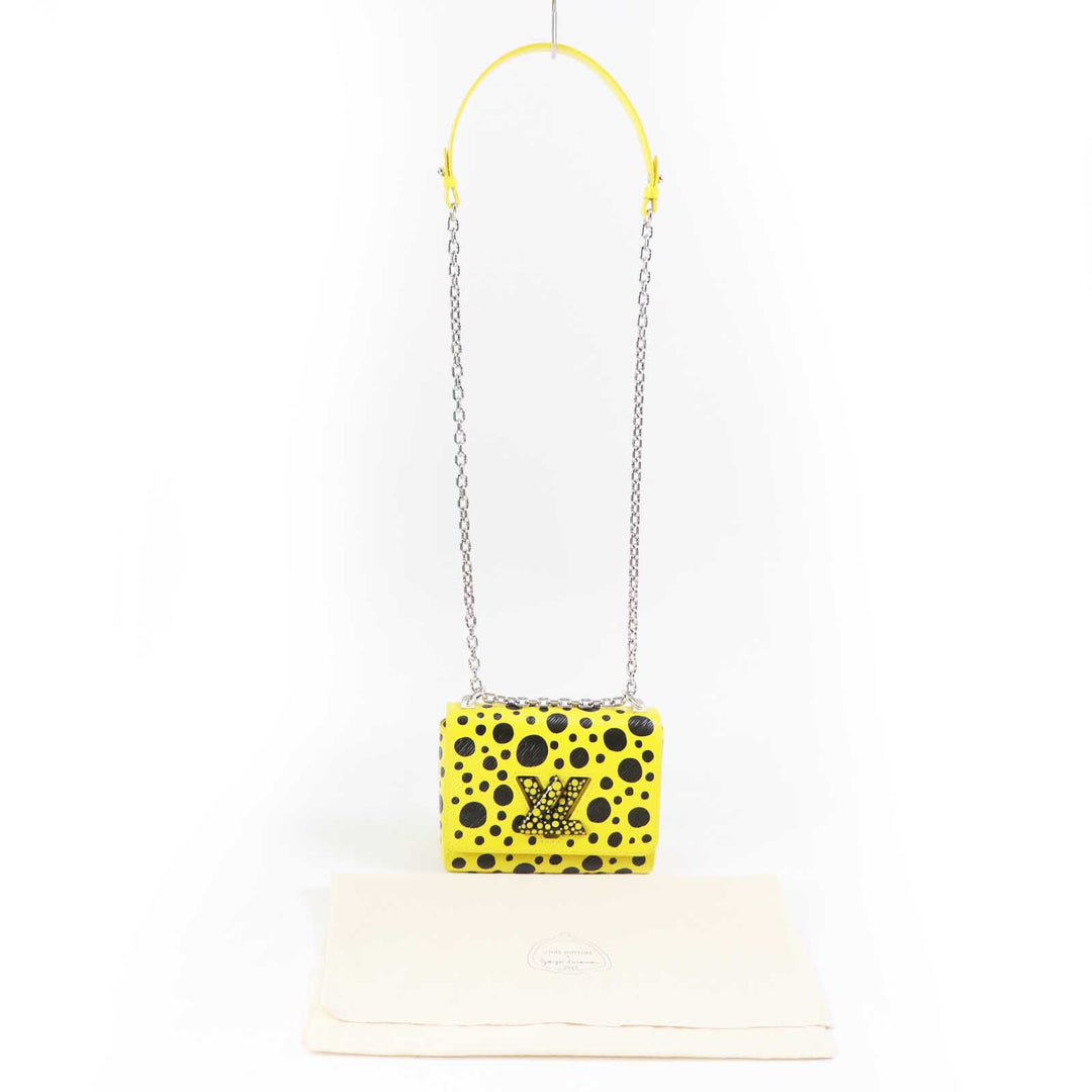 Pristine LOUIS VUITTON×Yayoi Kusama Shoulder Bag Twist PM Painted Dots M21695