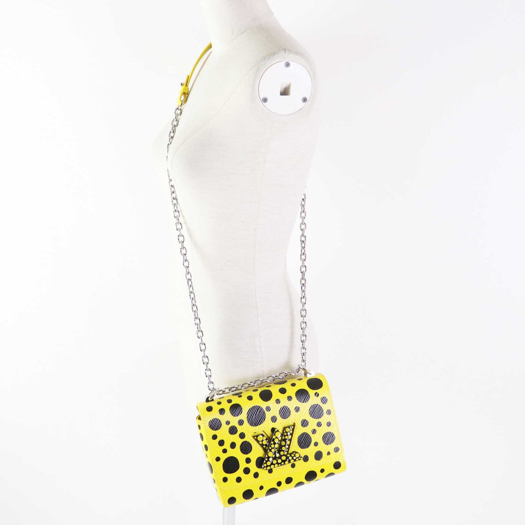 Pristine LOUIS VUITTON×Yayoi Kusama Shoulder Bag Twist PM Painted Dots M21695