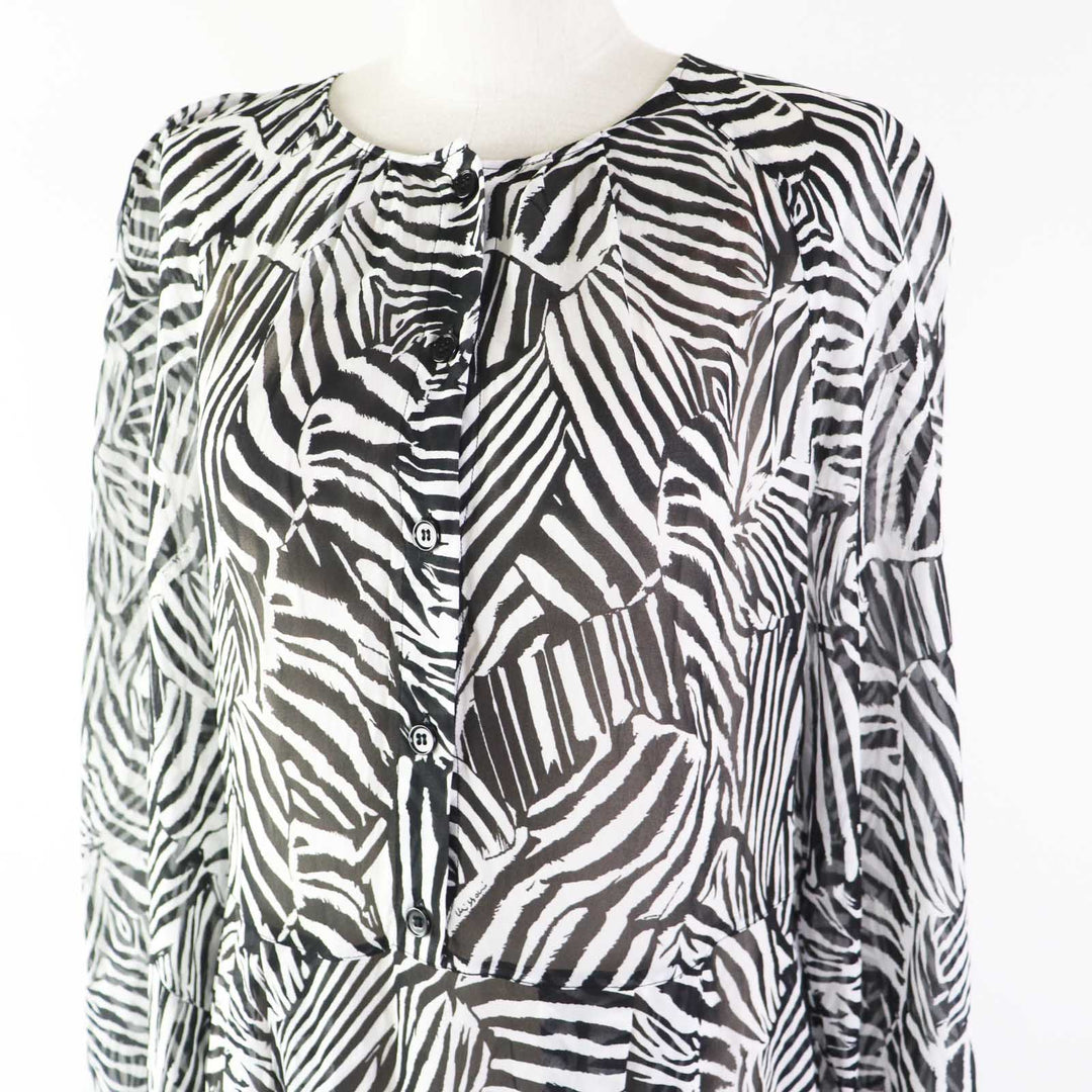 Discounted Pristine Missoni one piece Zebra Pattern See-through Super Long Black White 40