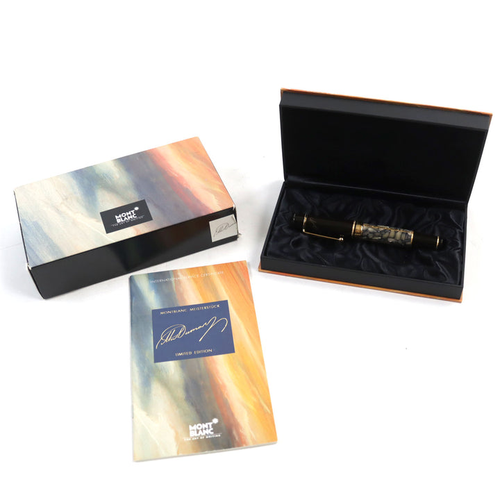 Excellent MONTBLANC fountain pen 1996 Fleur de lis Musketeer motif Signed 18K