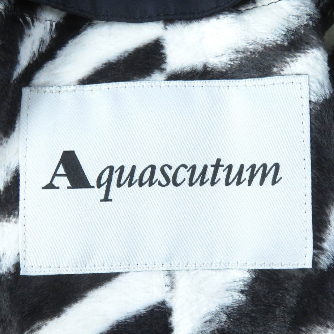 Pristine Aquascutum coat Zebra print padded liner, concealed placket, single Navy Nylon Women S