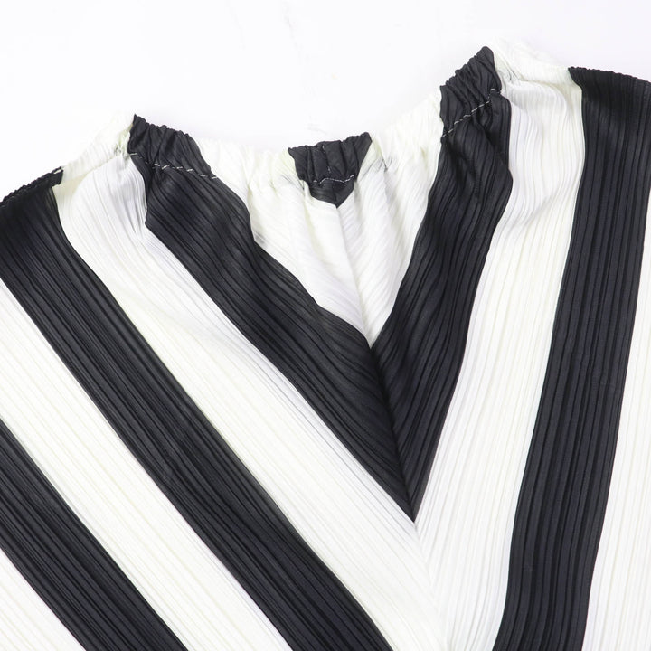 Pristine PLEATS PLEASE Saruel pants Diagonal striped wide pants White black 3
