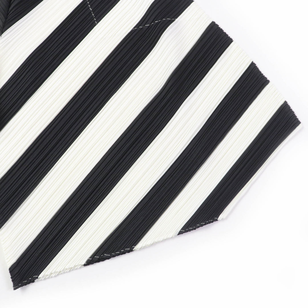 Discounted Pristine PLEATS PLEASE Saruel pants Diagonal striped wide pants White black 3