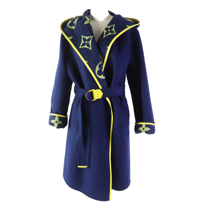 Excellent LOUIS VUITTON coat Giant Monogram Lamb leather, belt included Women 36 FJC022NUV