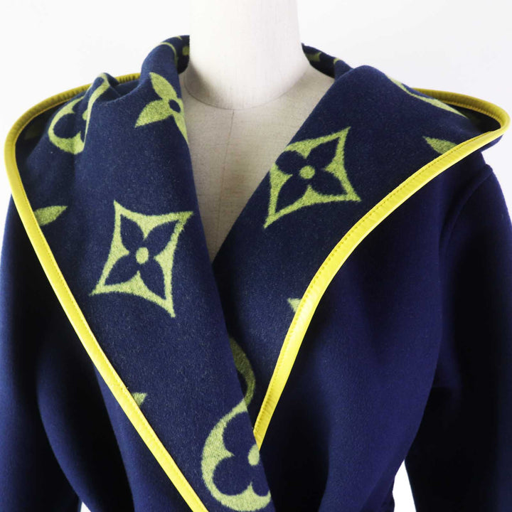 Excellent LOUIS VUITTON coat Giant Monogram Lamb leather, belt included Women 36 FJC022NUV
