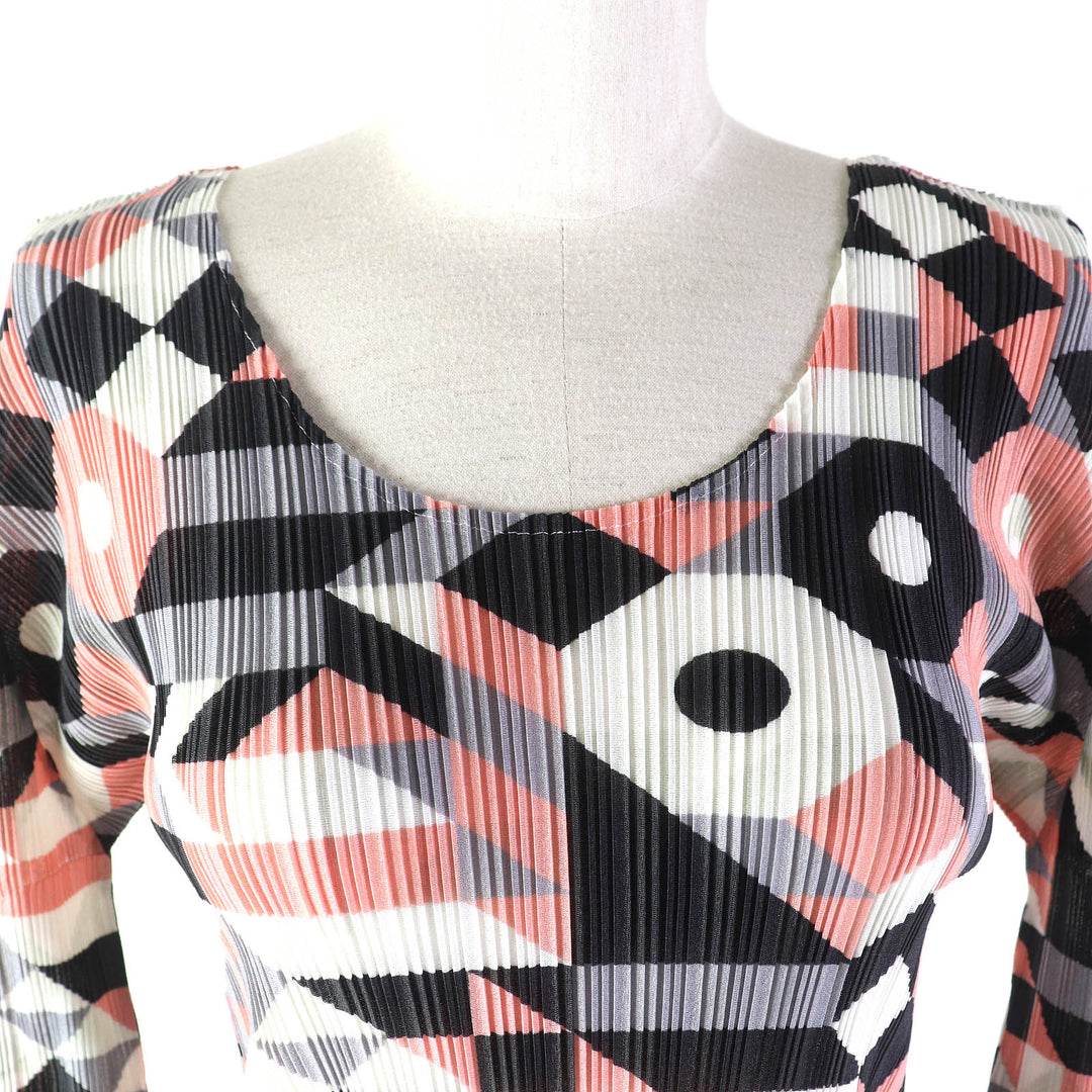 Excellent PLEATS PLEASE T-shirt Geometric pattern All-over design Crew neck 3/4 sleeves multicolor polyester Women 3 PP33-FK342