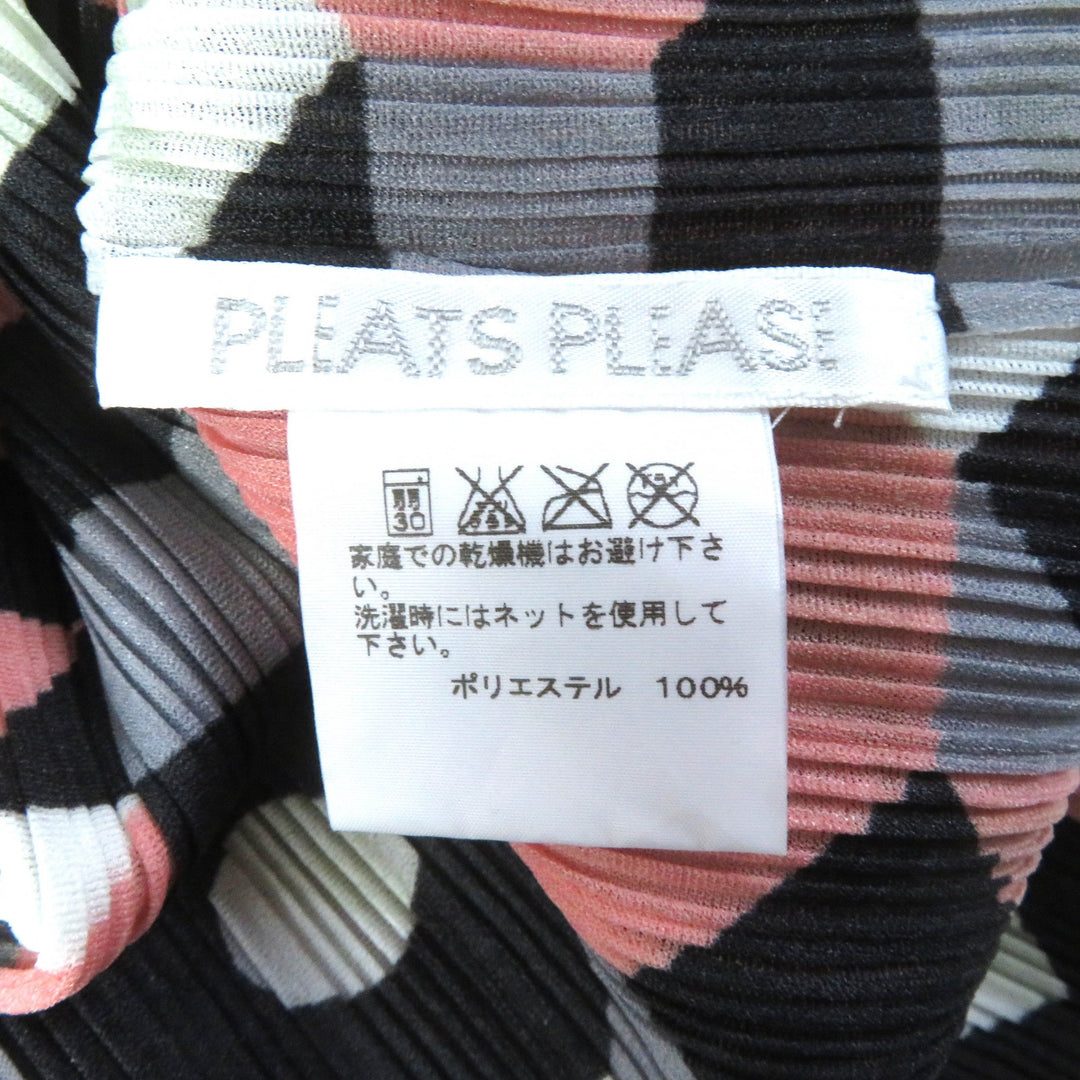 Excellent PLEATS PLEASE T-shirt Geometric pattern All-over design Crew neck 3/4 sleeves multicolor polyester Women 3 PP33-FK342