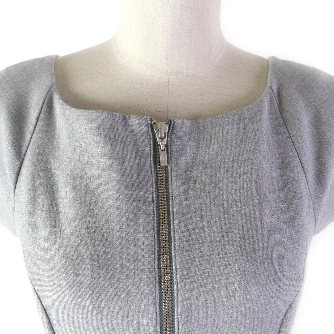 Great FOXEY NEW YORK COLLECTION one piece Double front zip flare dress 38 39236