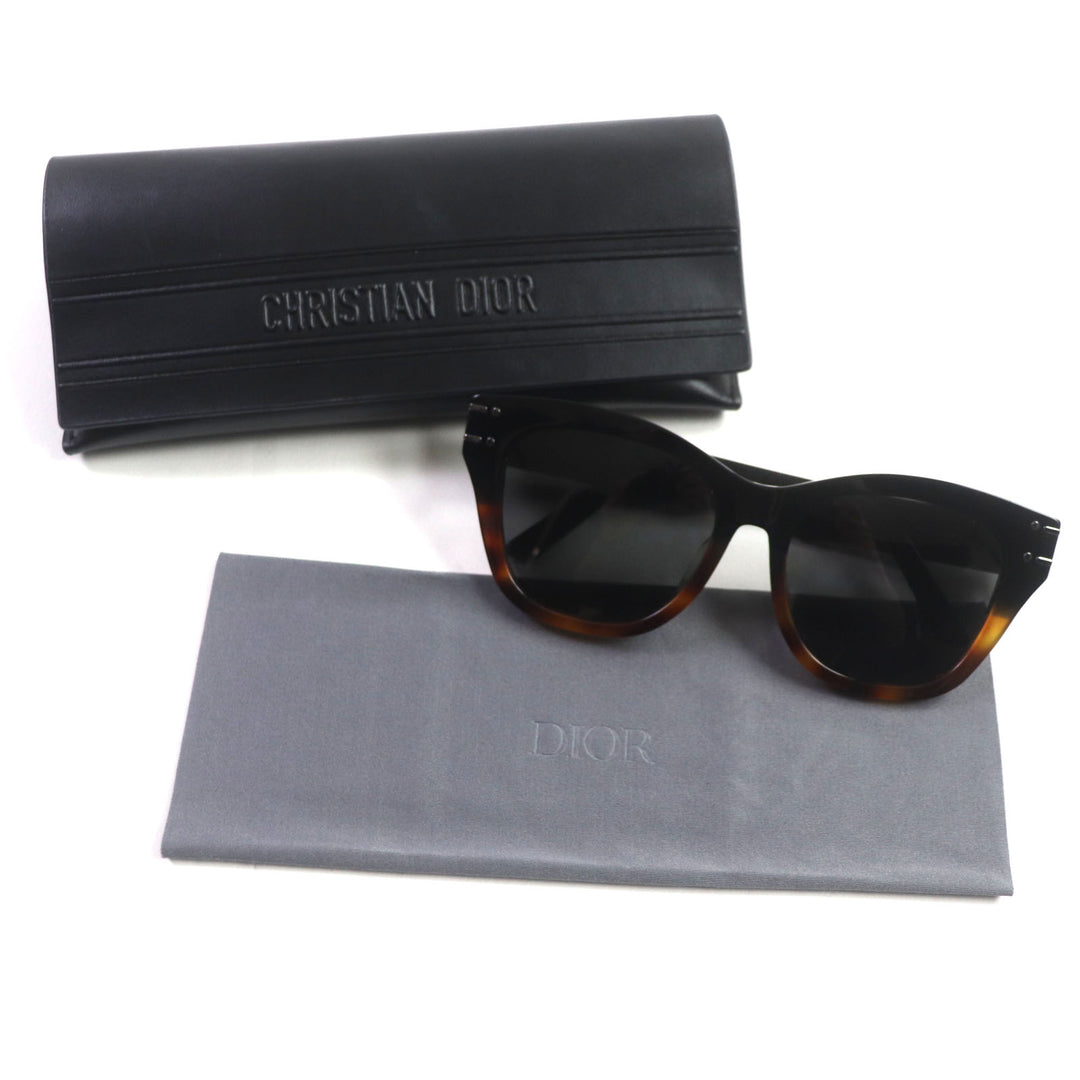 Great Christian Dior sunglasses Dior Signature B4F With logo Black clear brown