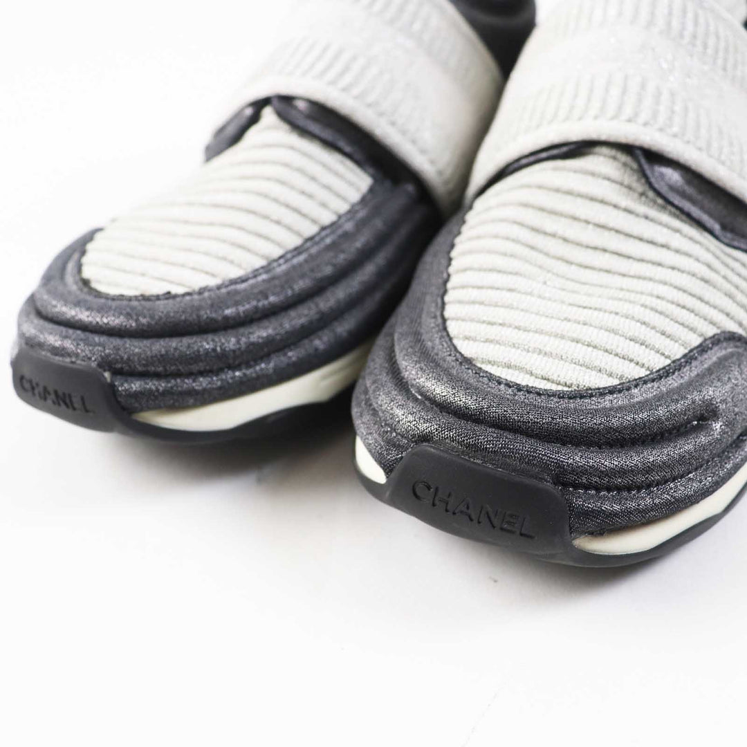 Very Good CHANEL sneakers COCO Mark logo knit sneakers/socks gray Women 37.5 G33070