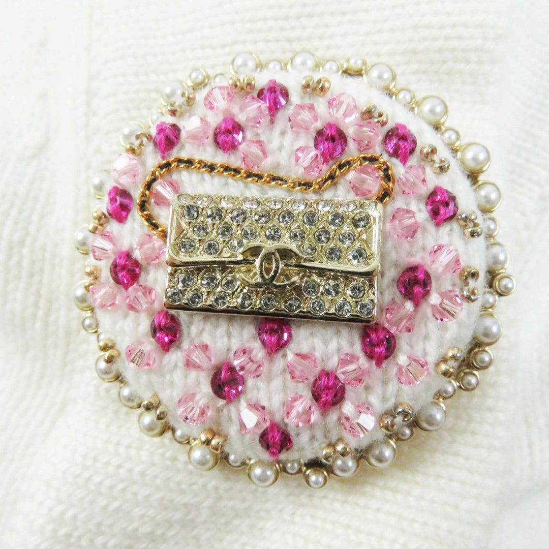 Excellent CHANEL cardigan with decorative COCO Mark buttons white cashmere Women 34 P73102