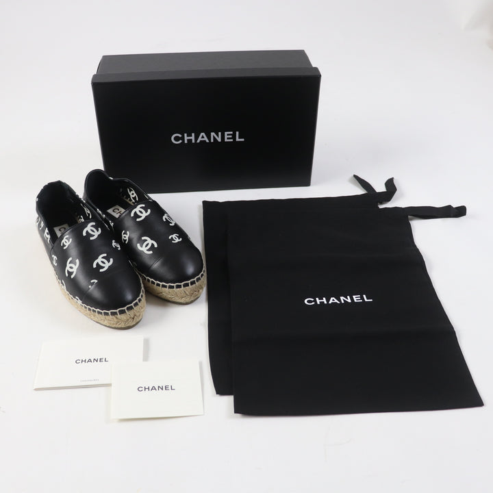 Excellent CHANEL Leather shoes COCO MarkPattern Black White Women 35 22S G38628