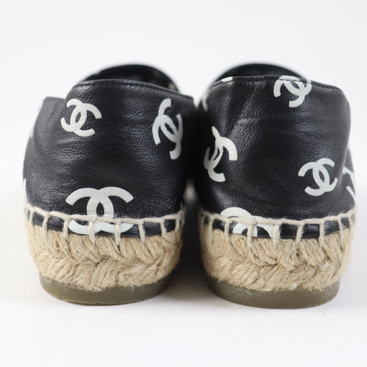 Excellent CHANEL Leather shoes COCO MarkPattern Black White Women 35 22S G38628