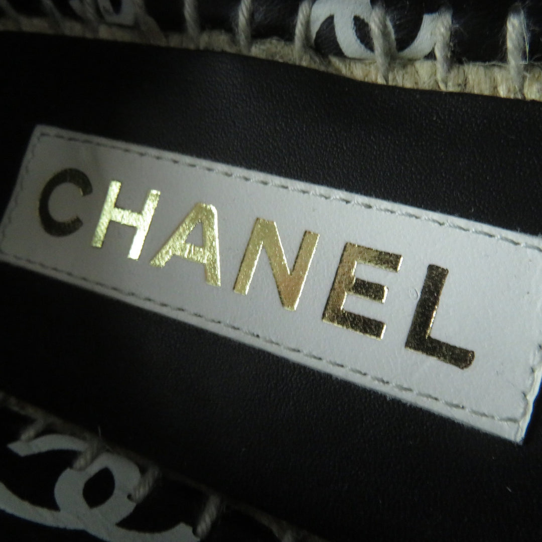 Excellent CHANEL Leather shoes COCO MarkPattern Black White Women 35 22S G38628