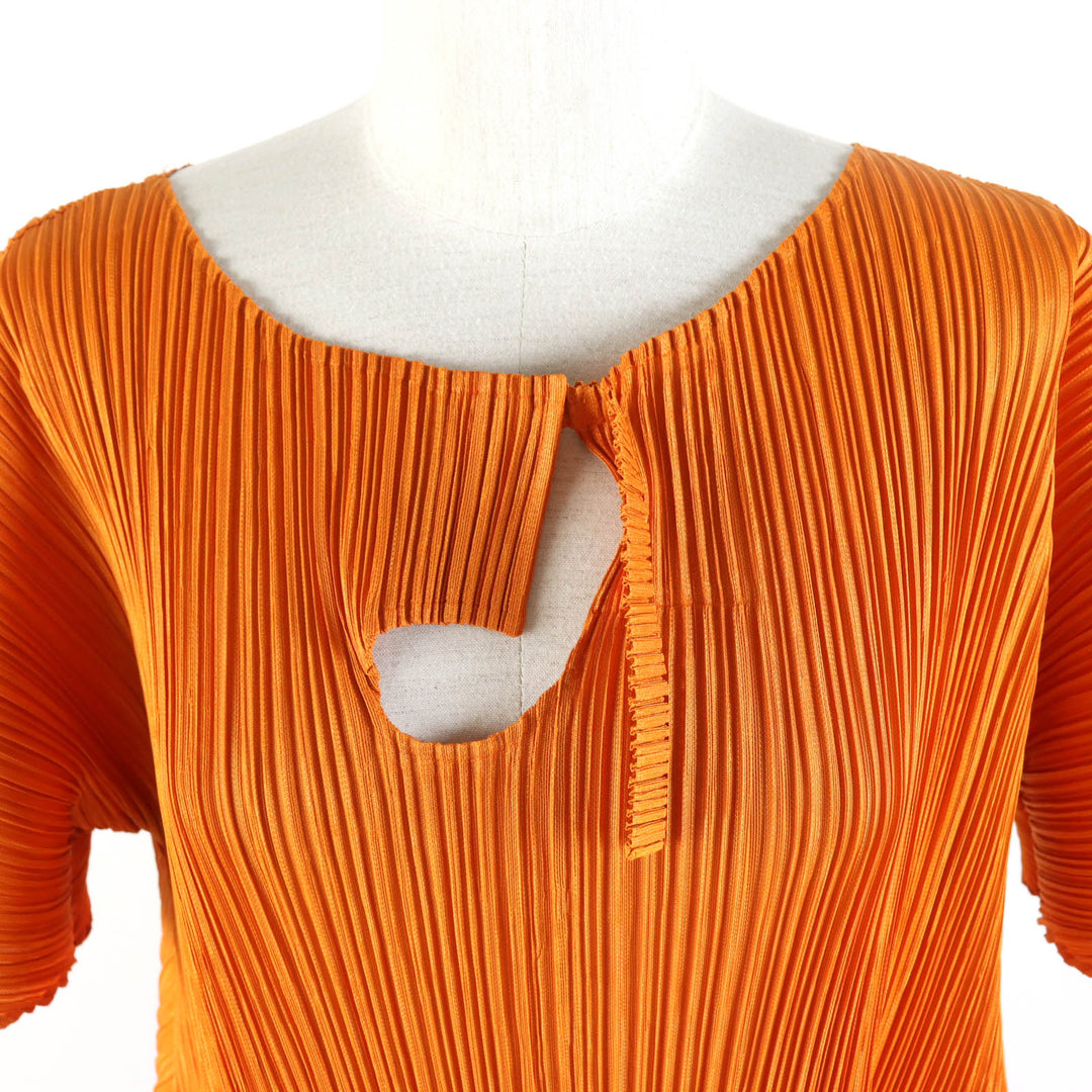 Great PLEATS PLEASE one piece Short sleeves, knee length, flare Orange polyester Women 3 PP81-JH403