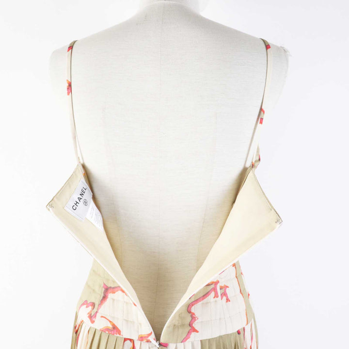 Excellent CHANEL one piece COCO Mark Khaki beige silk Women 36 00S P15722
