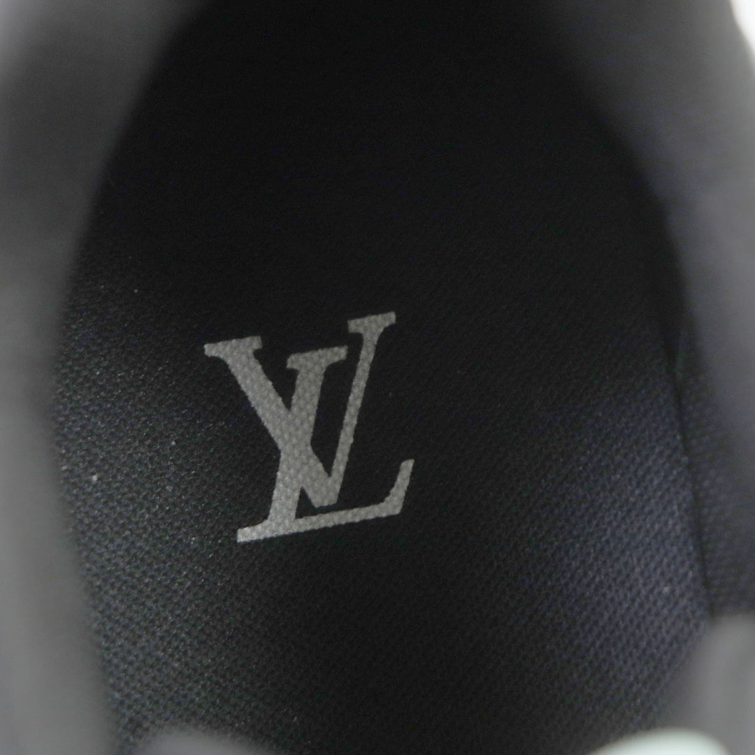 Great LOUIS VUITTON×NIGO sneakers Comes with a rubber charm Black red leather mens 6