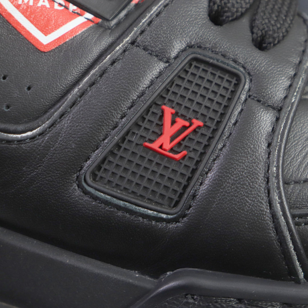 Great LOUIS VUITTON×NIGO sneakers Comes with a rubber charm Black red leather mens 6