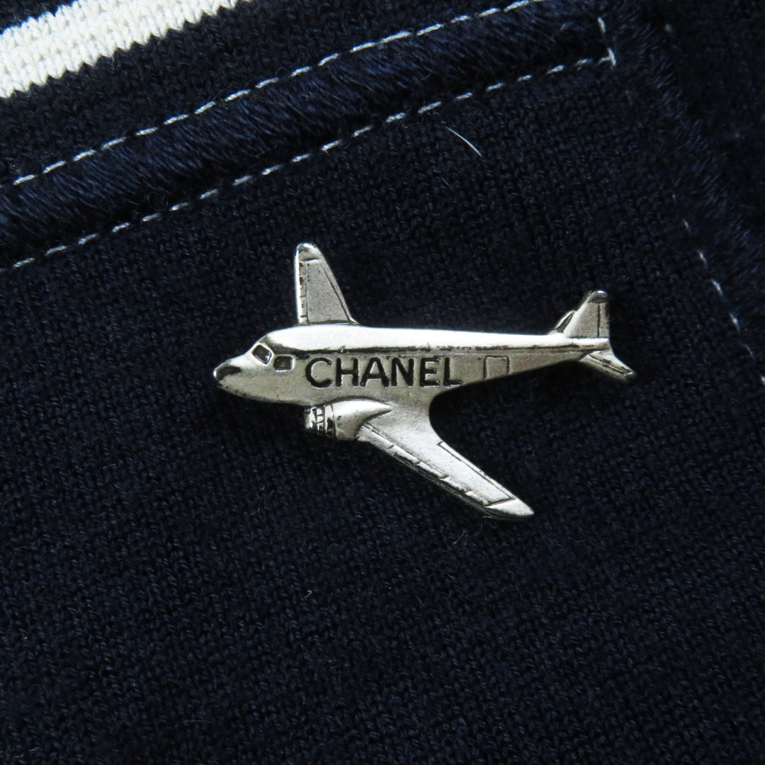Great CHANEL skirt With airplane charm Dark Navy White cotton Women 40 08C P32497