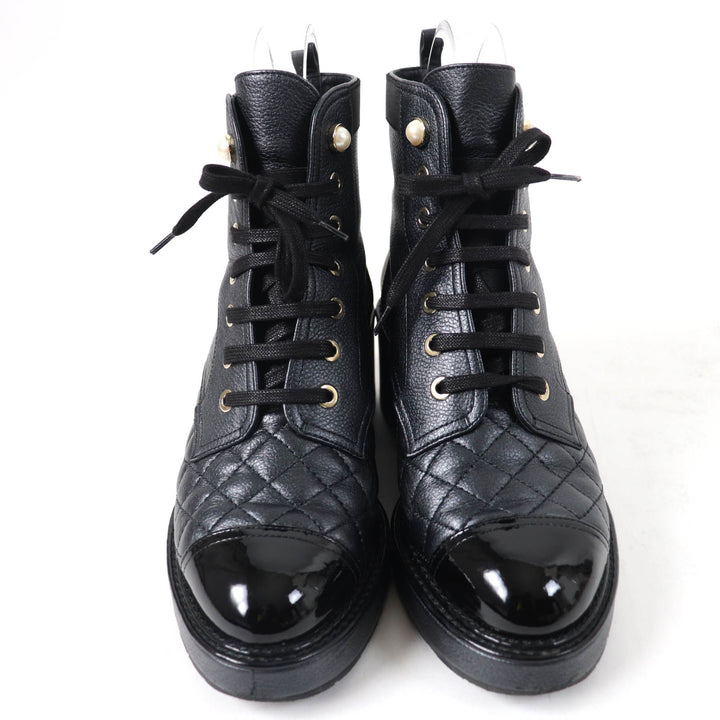 Excellent CHANEL Ankle boots Logo Matelasse F Pearl Lace-up Women 37 G38514