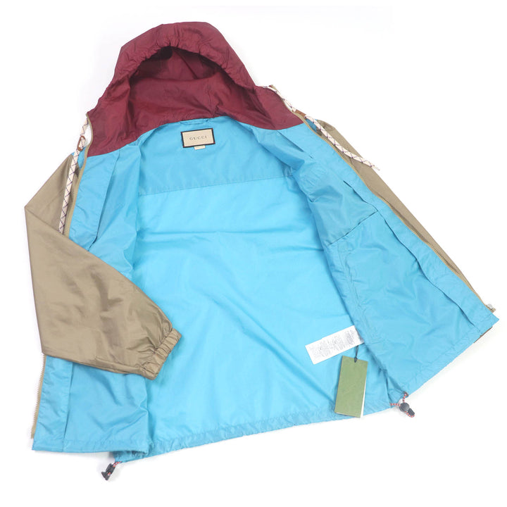 Excellent GUCCI Mountain parka Hooded Blue-based multi-color Nylon mens 42 740572