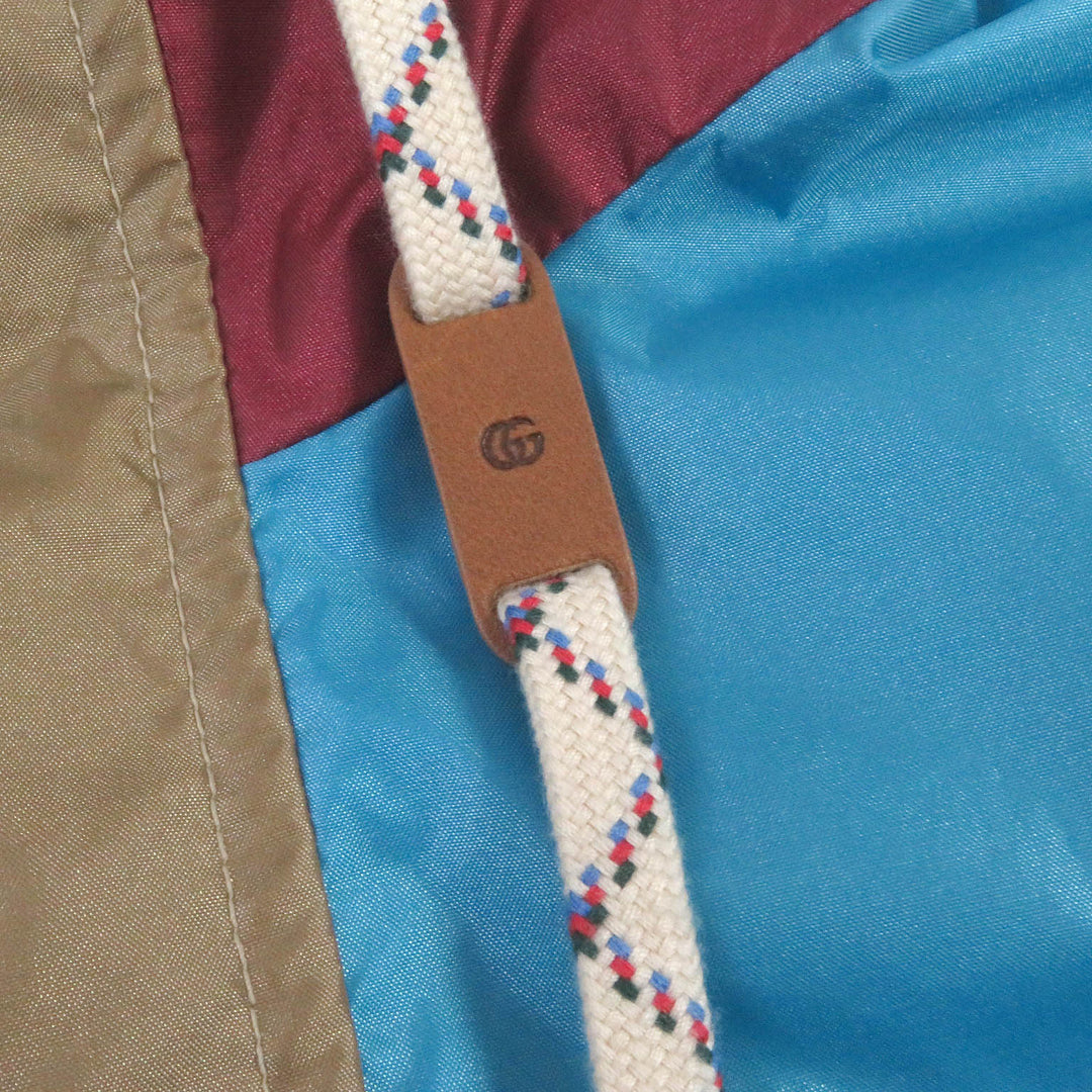 Excellent GUCCI Mountain parka Hooded Blue-based multi-color Nylon mens 42 740572