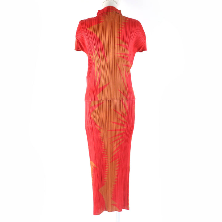 Pristine PLEATS PLEASE two-piece set short sleeve tops and skirts Red 3