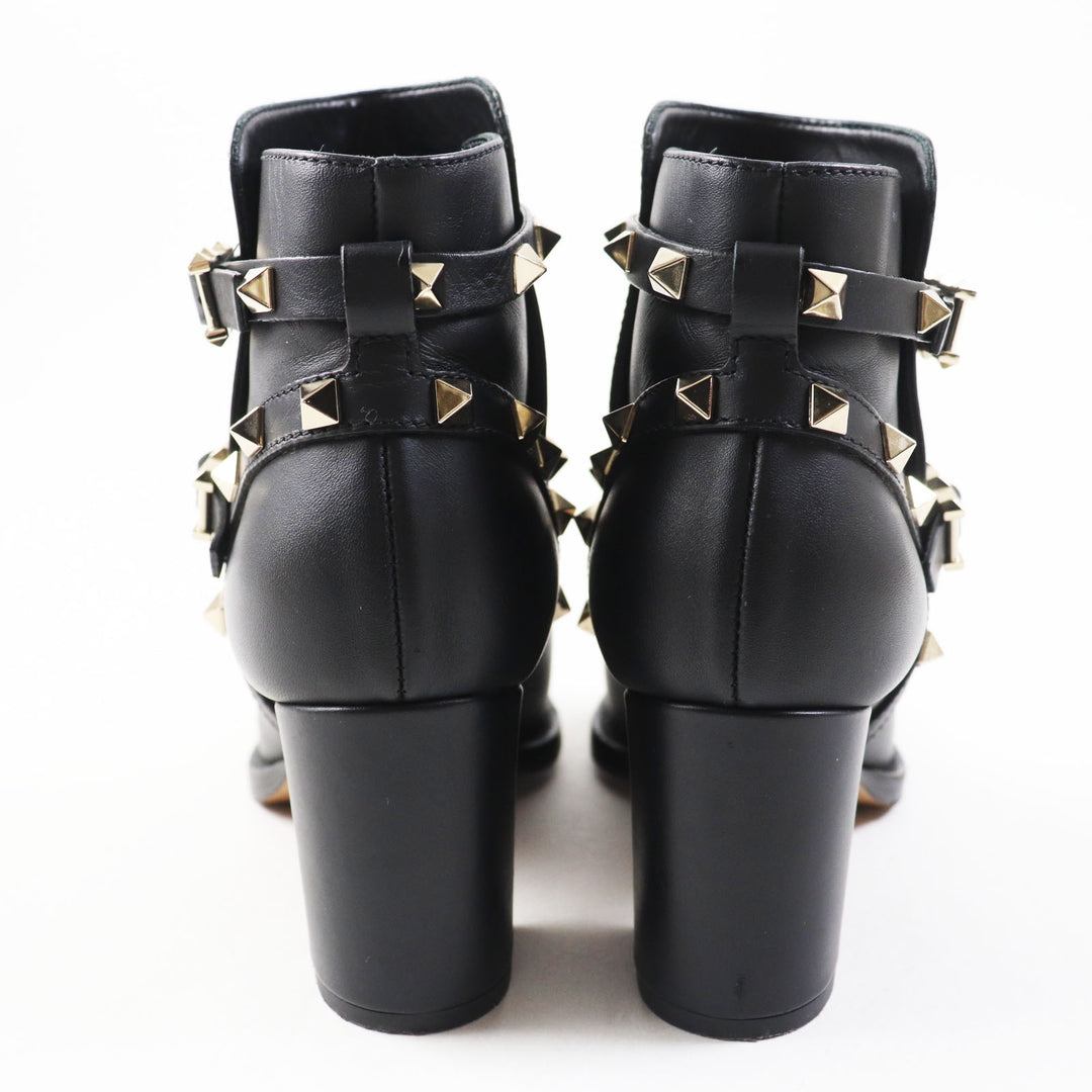 Great Valentino Garavani short boots With rock studs black leather Women 35.5