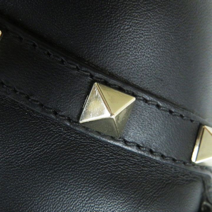 Great Valentino Garavani short boots With rock studs black leather Women 35.5