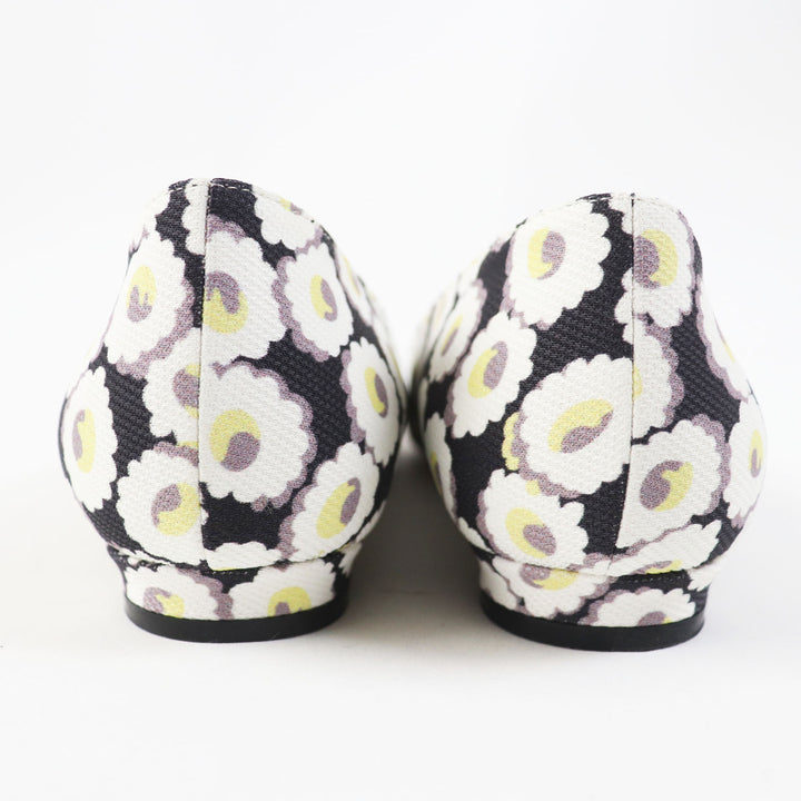 Pristine MANOLO BLAHNIK pumps HANGTSTFLAT Hangisi Flat Floral Pattern Rayon 37.5