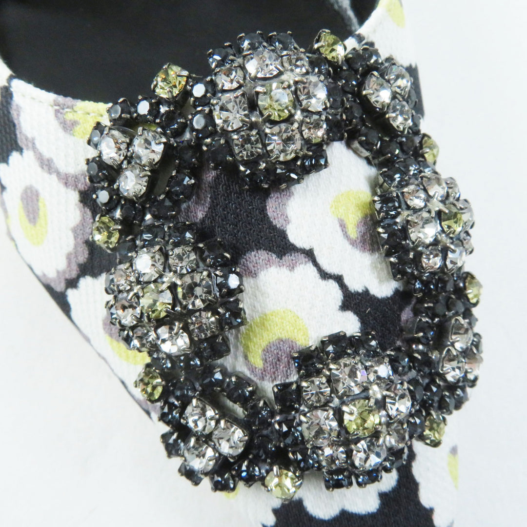 Pristine MANOLO BLAHNIK pumps HANGTSTFLAT Hangisi Flat Floral Pattern Rayon 37.5
