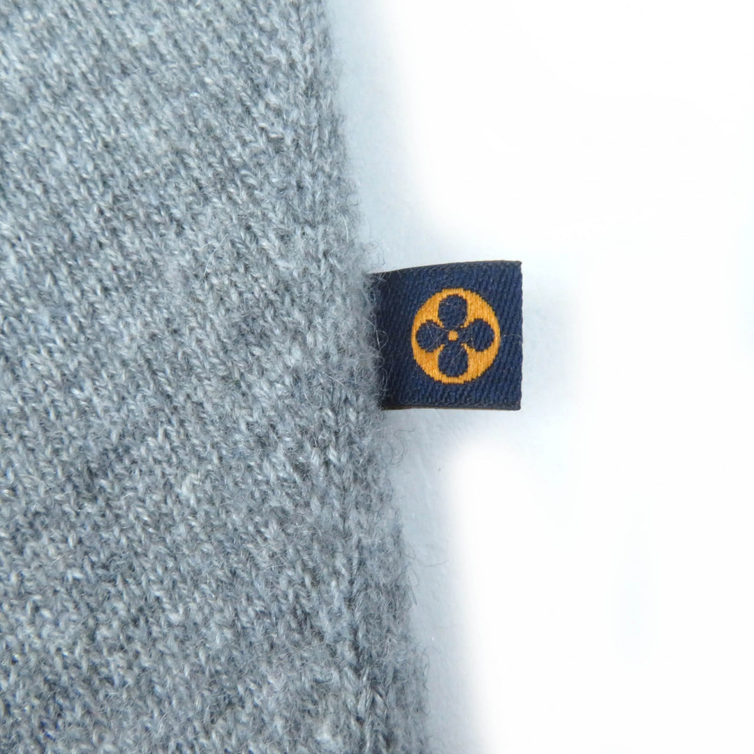 Great LOUIS VUITTON knit Long sleeve turtleneck with Metal logo gray cashmere Women S