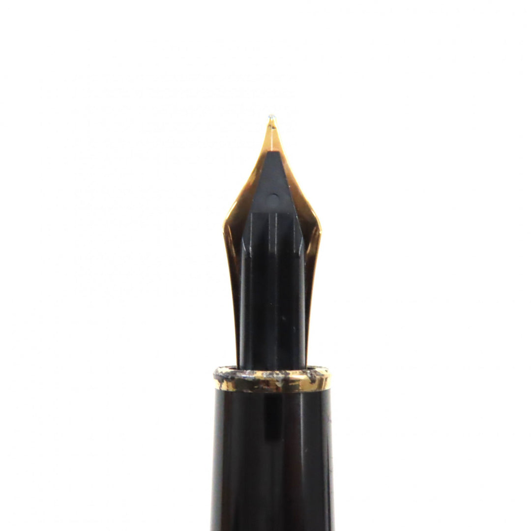 Great MONTBLANC fountain pen Meisterstck Solitaire Cap Style Silver gold 18K